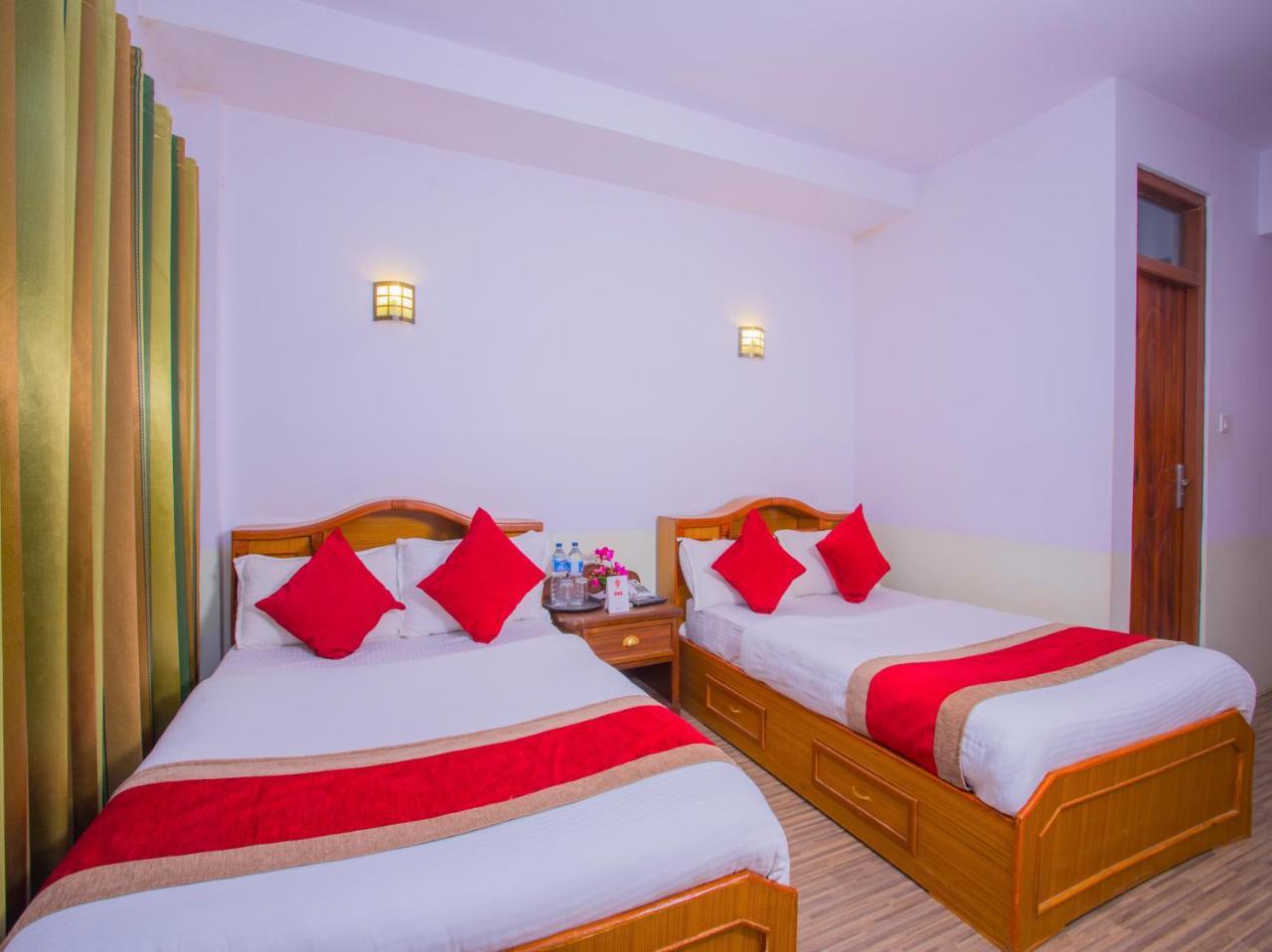Oyo 255 White Zambala Hotel Kathmandu Exterior photo