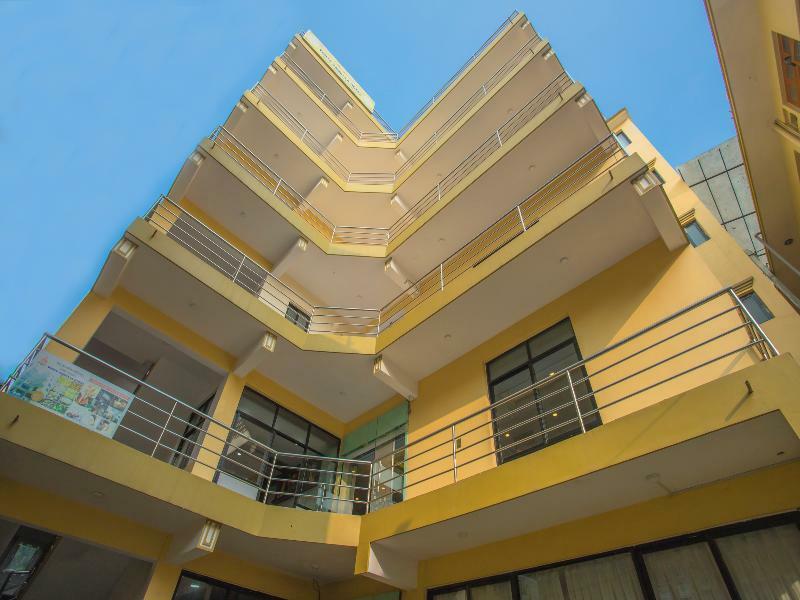 Oyo 255 White Zambala Hotel Kathmandu Exterior photo
